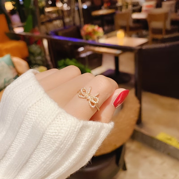 Princess Knot Grace Bow Ring