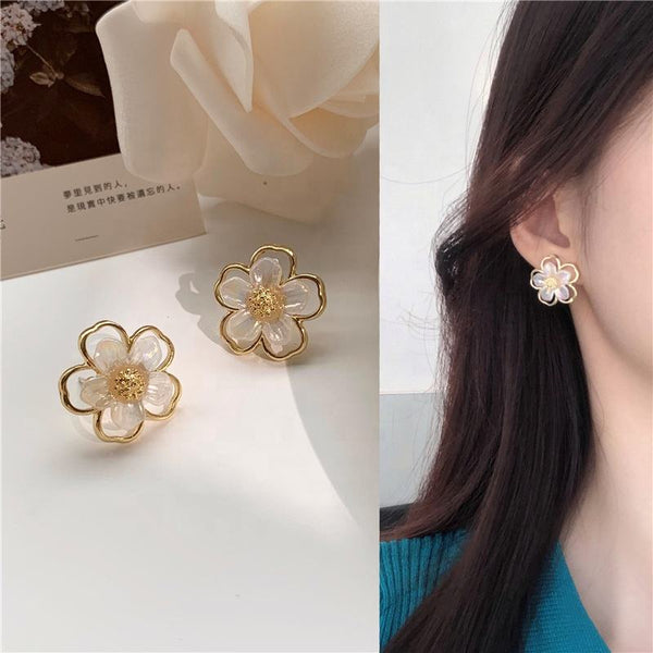 Korean-style fashion earring