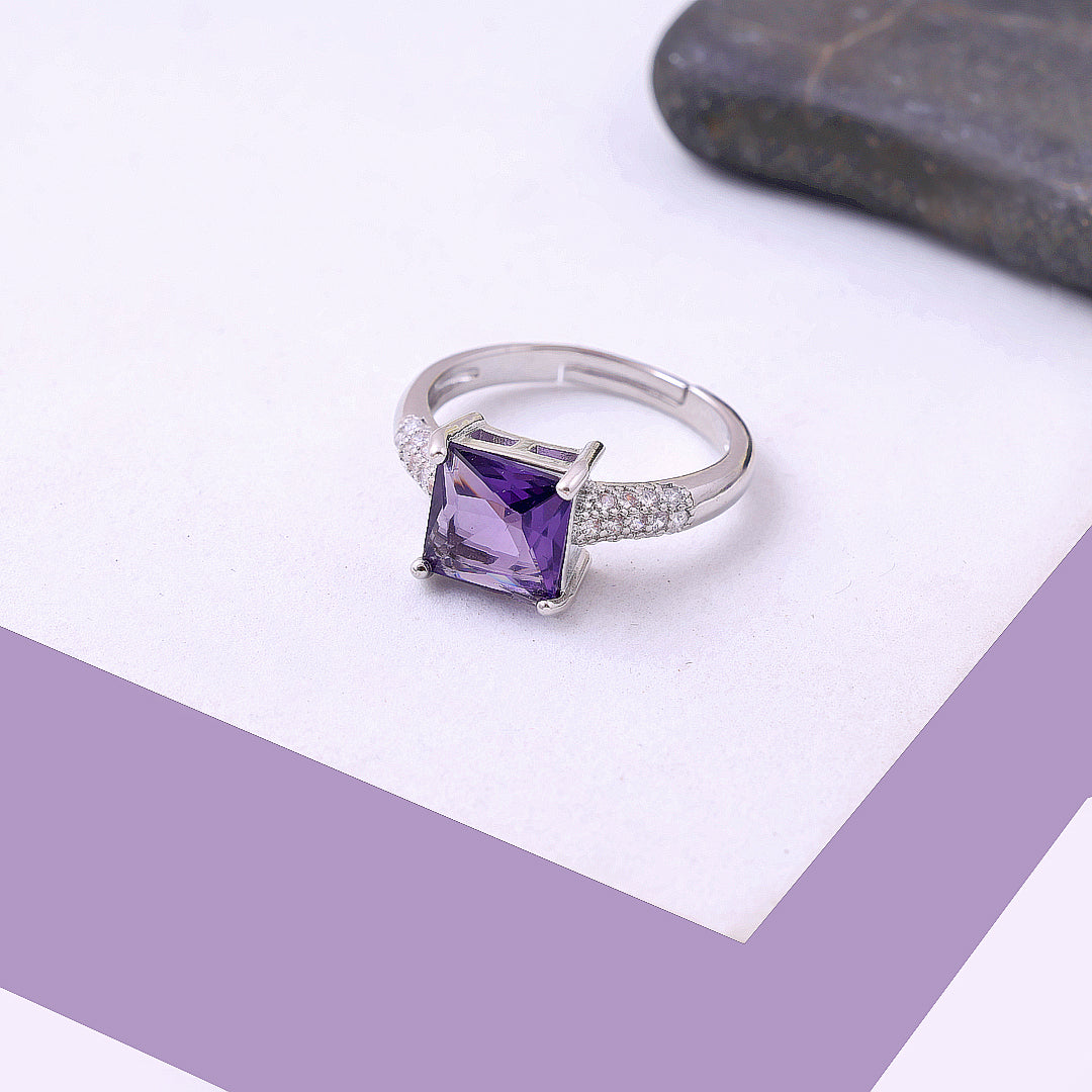 Startle Purple Diamond Ring