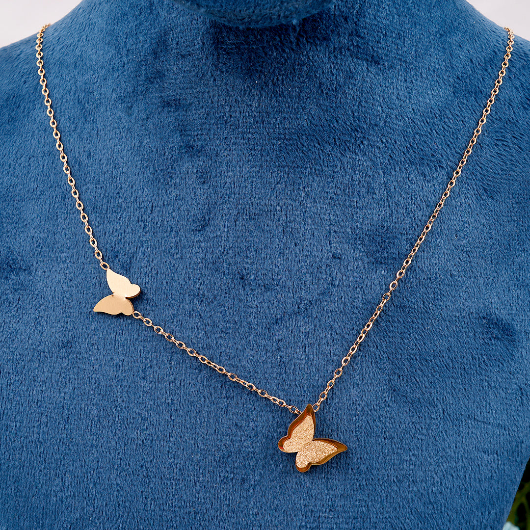 Gold Chain frosted butterfly necklace