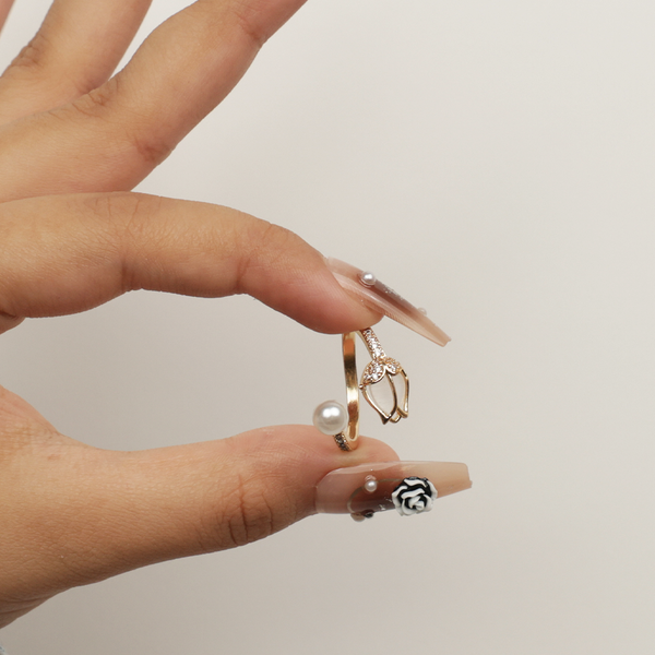 Tulip flower ring