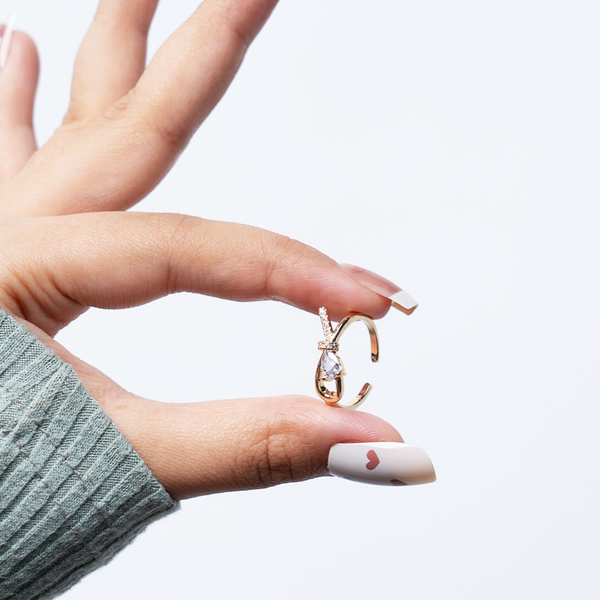 Elegant Floral Gold Ring