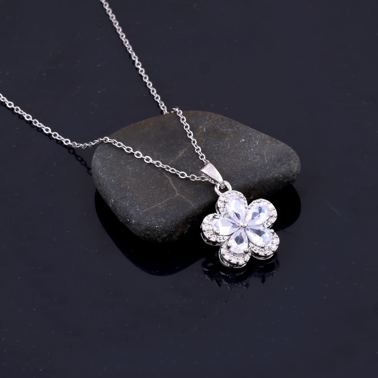 Zircon Flower Pendant Necklace