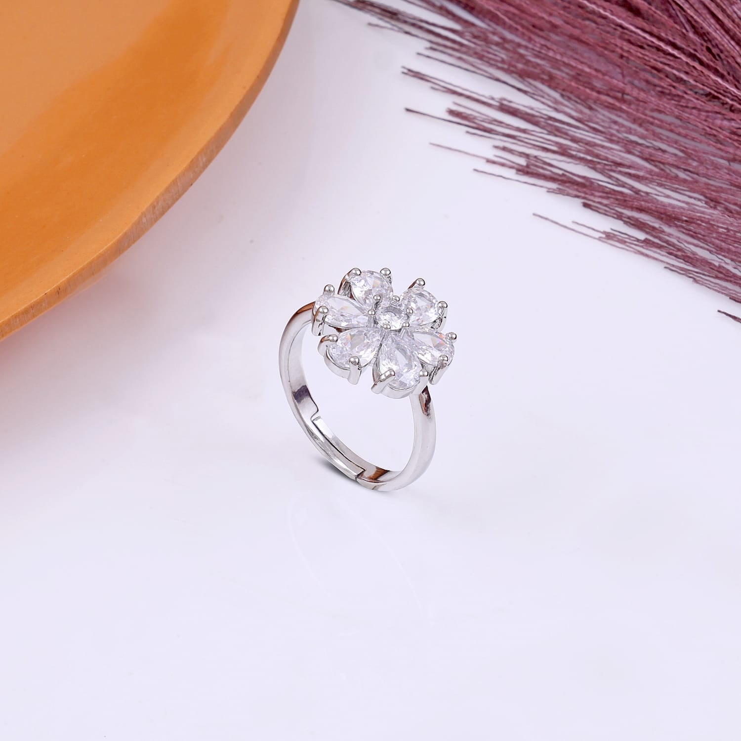 Elegant Silver Crystal Flower Ring