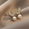 Swan stylish moti earring