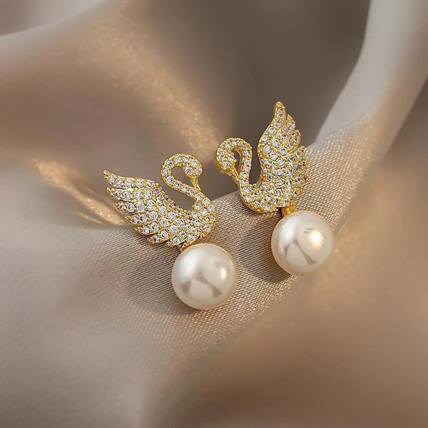 Swan stylish moti earring