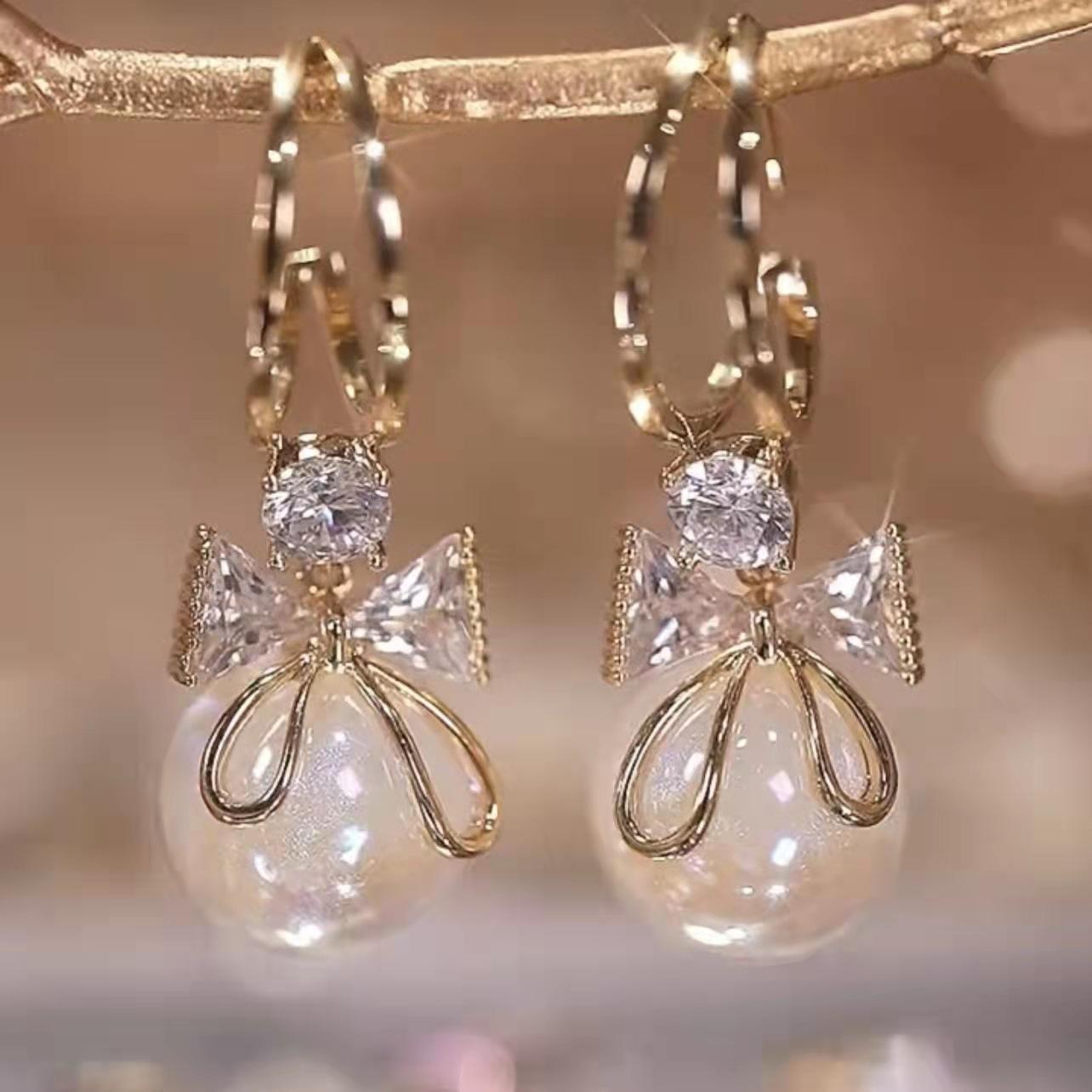 Crystal Gold Plated Pearl Earring