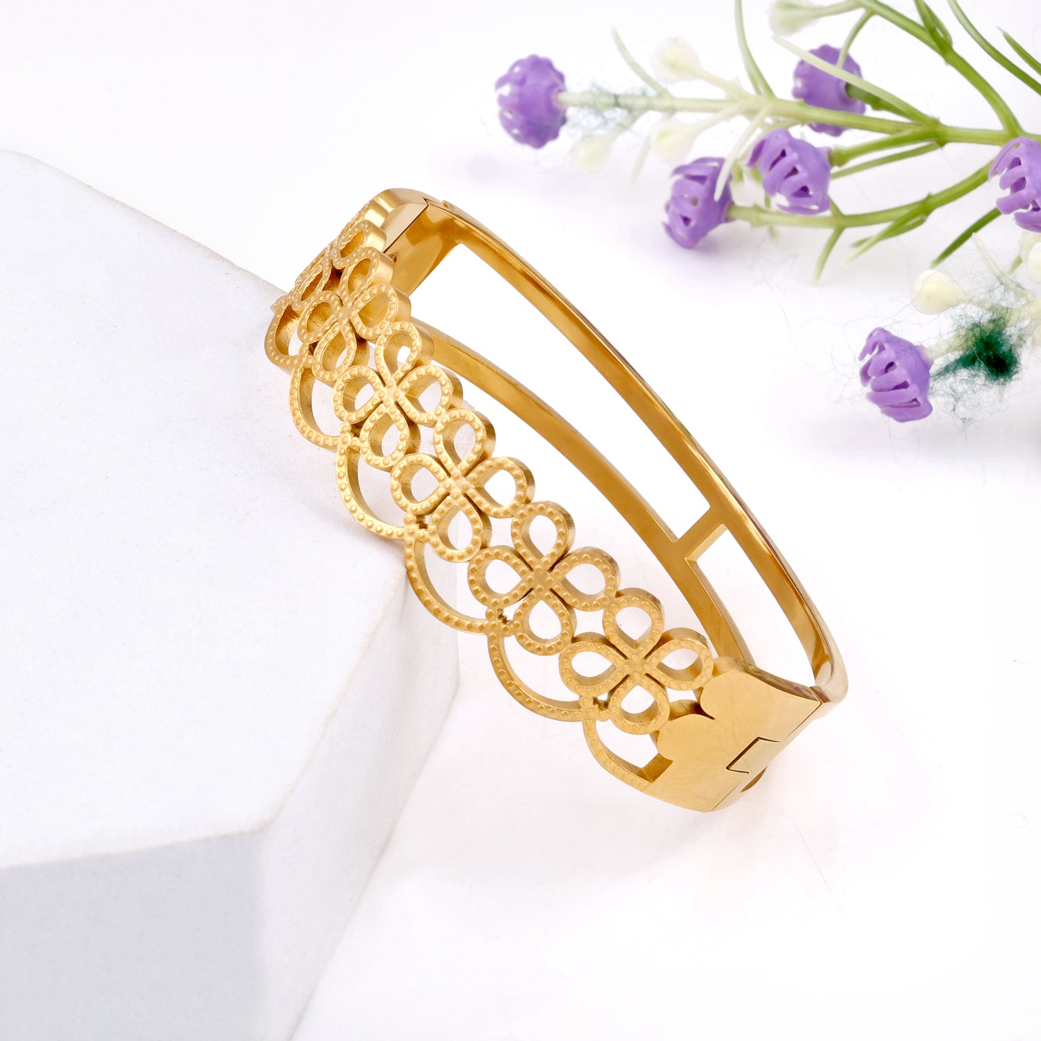 Hollow Round Design Cuff Bangle