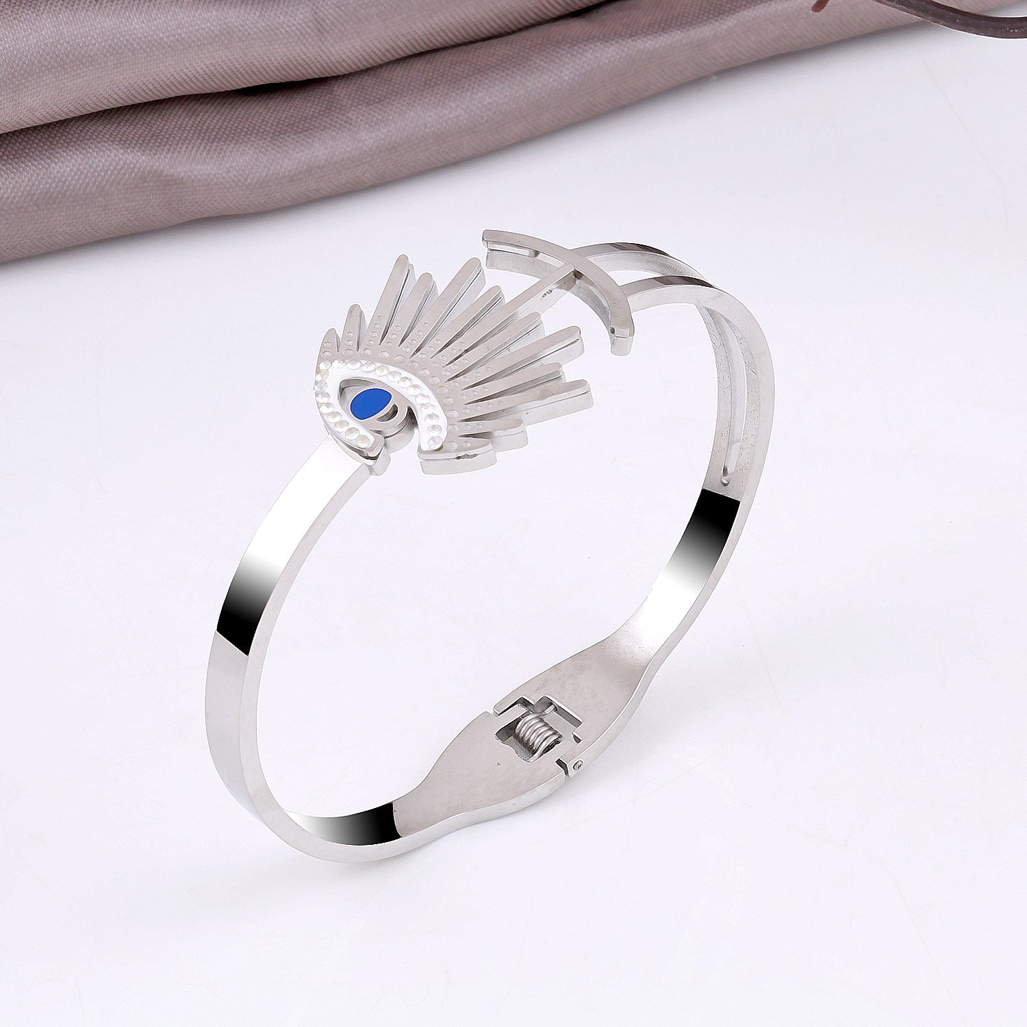 Eyelash Evil Eye Cubic Zirconia Bracelet