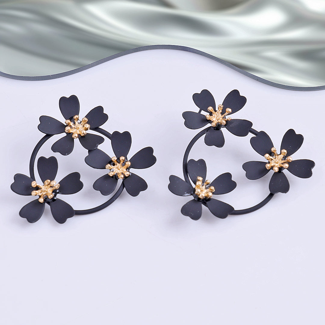 Daisy Flower Dangle Earrings