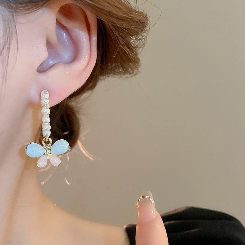 Mini Pearls Butterfly Drop Earring