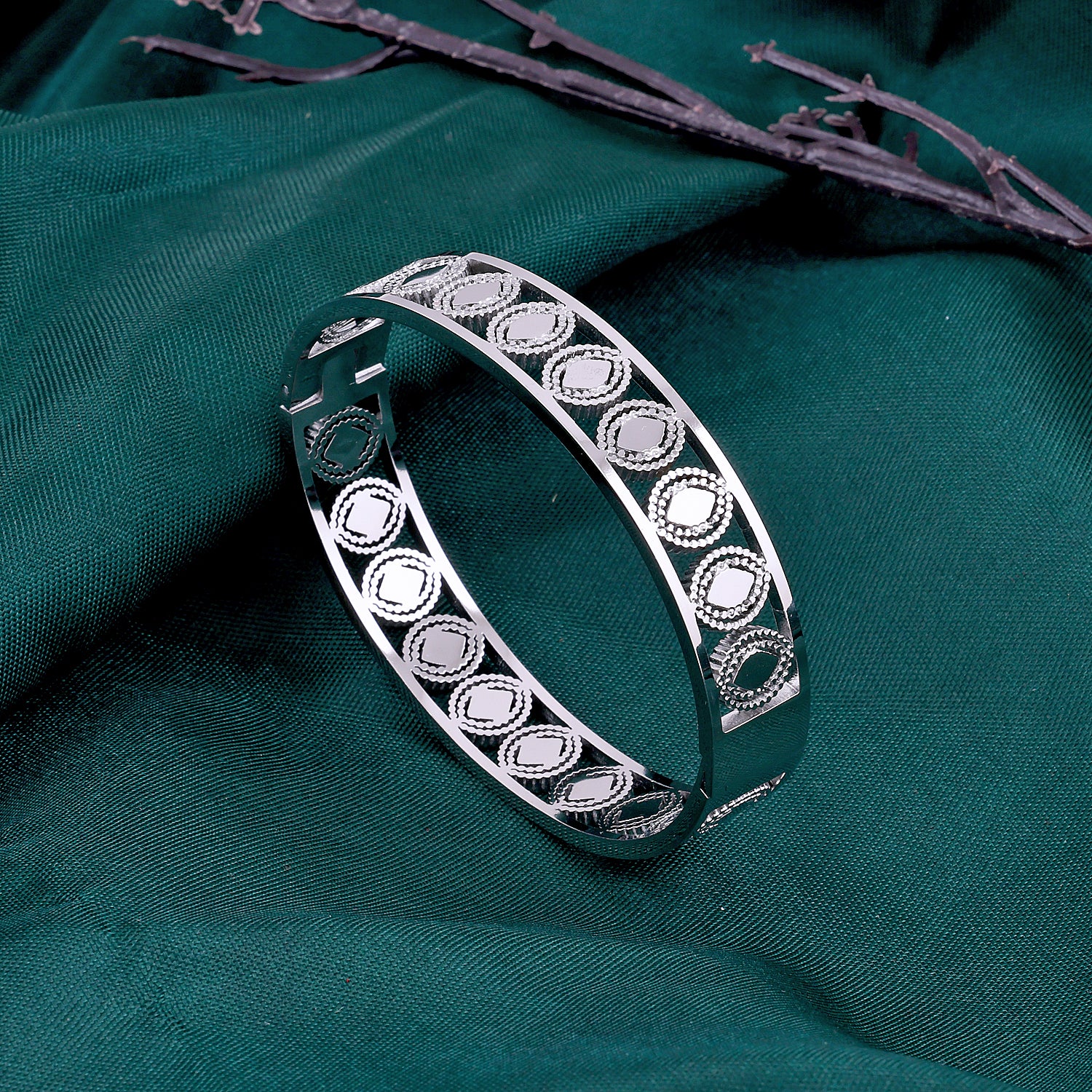 Trendy Sterling Silver Cutting Bracelet