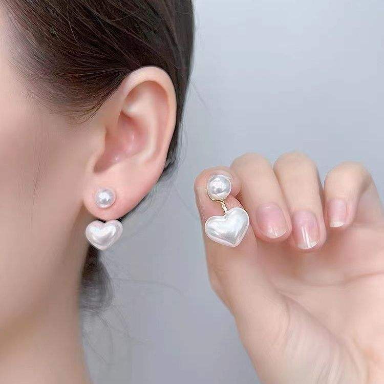 Heart Round Pearl Earring