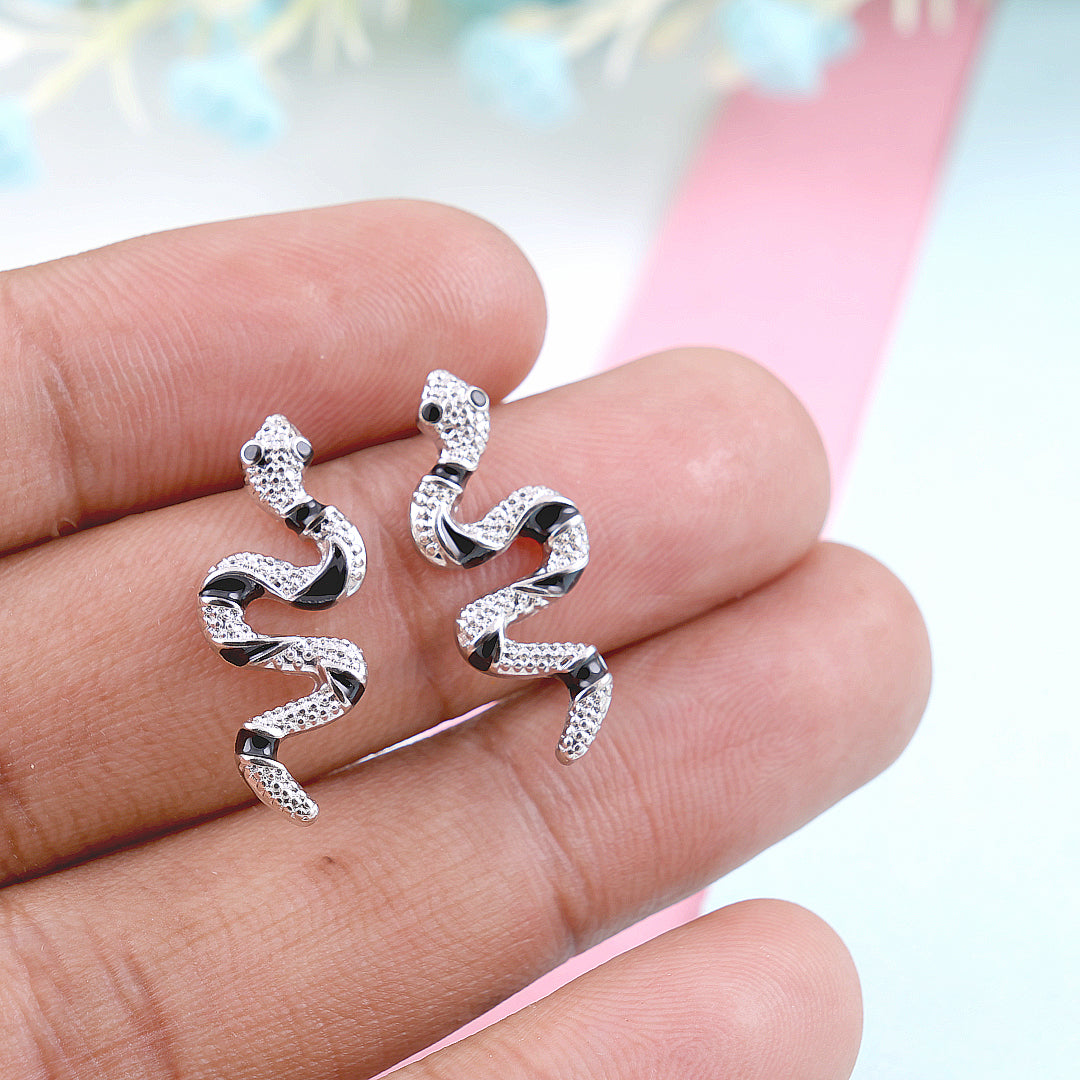 Snake Shape Vintage Earrings