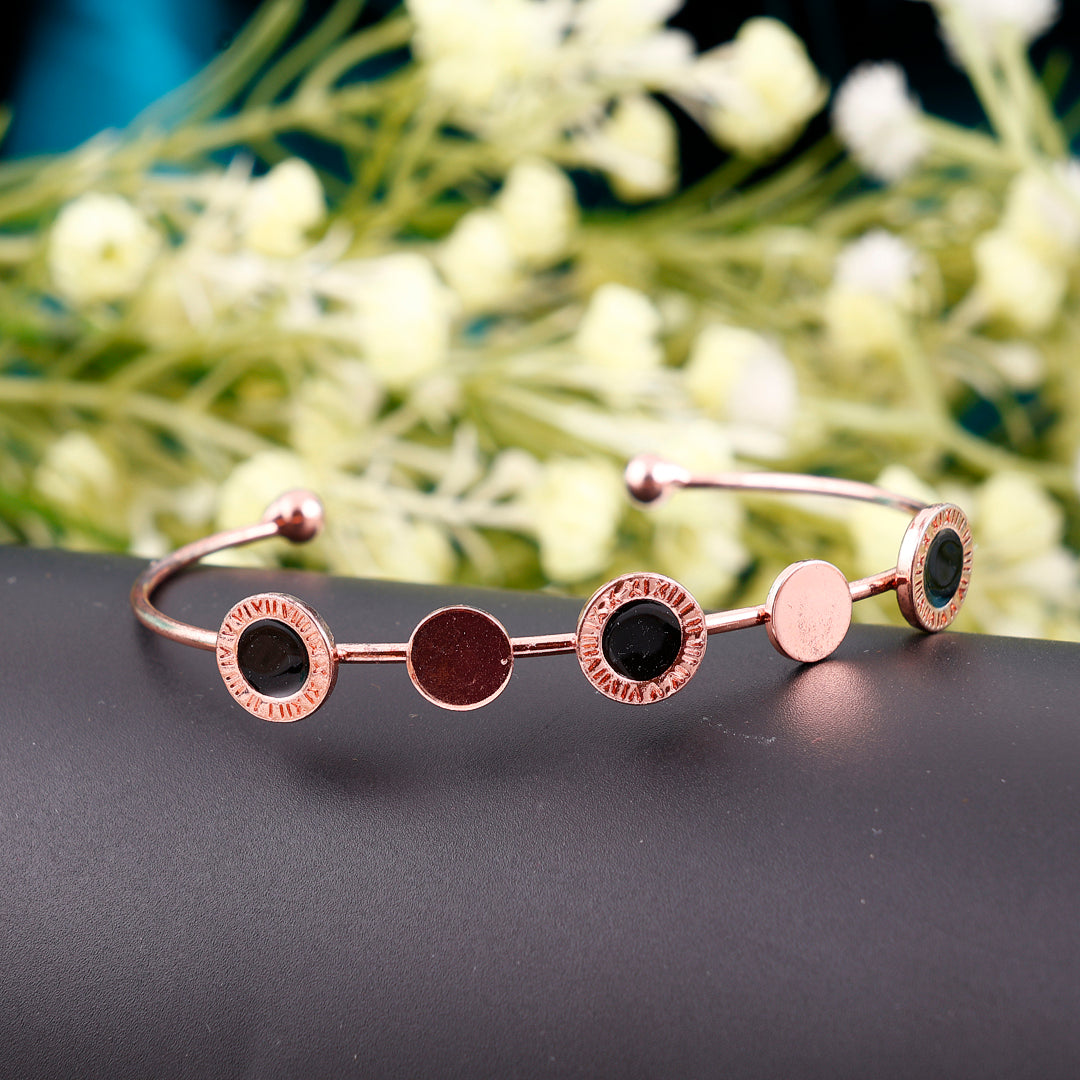 Stylish Rose Gold Disc Shape Bracelet