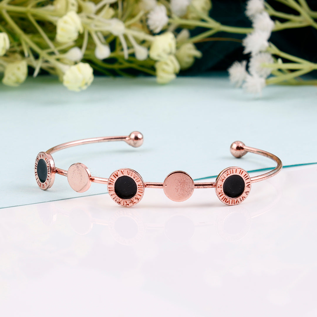 Stylish Rose Gold Disc Shape Bracelet