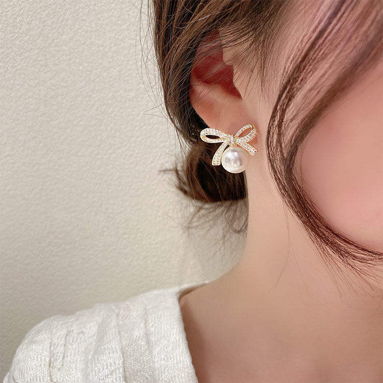 Stone Studded Bow Earring