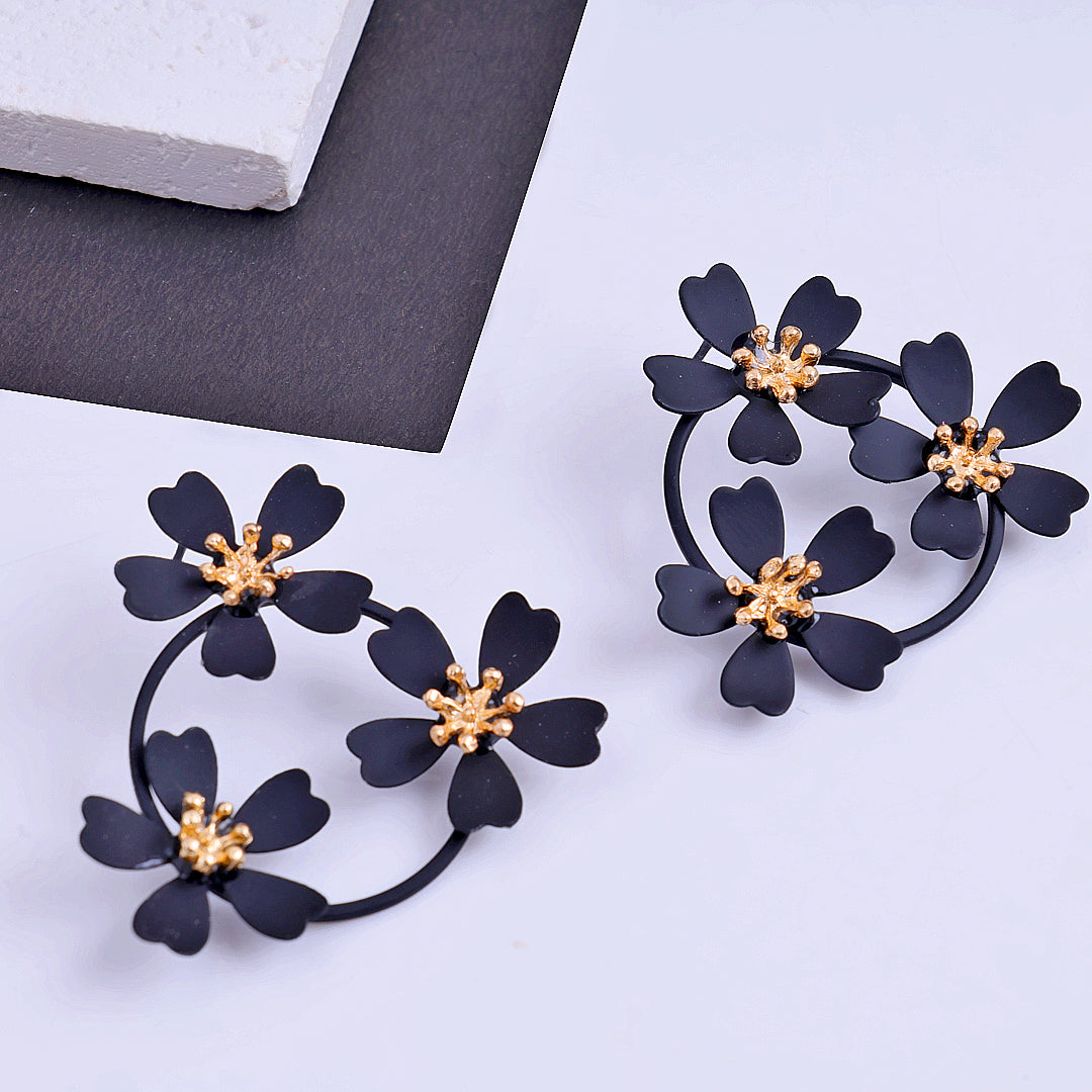 Daisy Flower Dangle Earrings