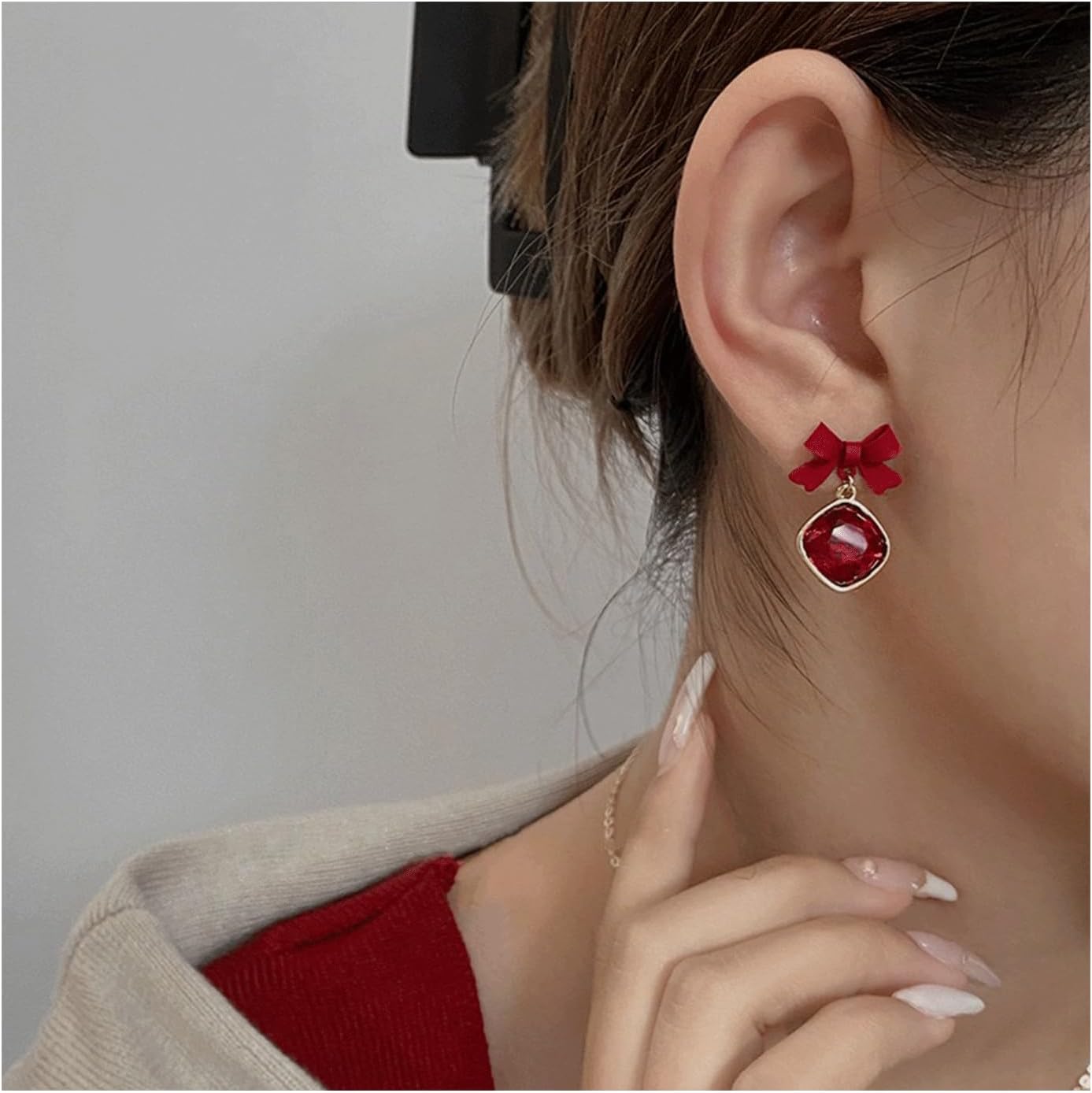 Stylish Red Bow Earring